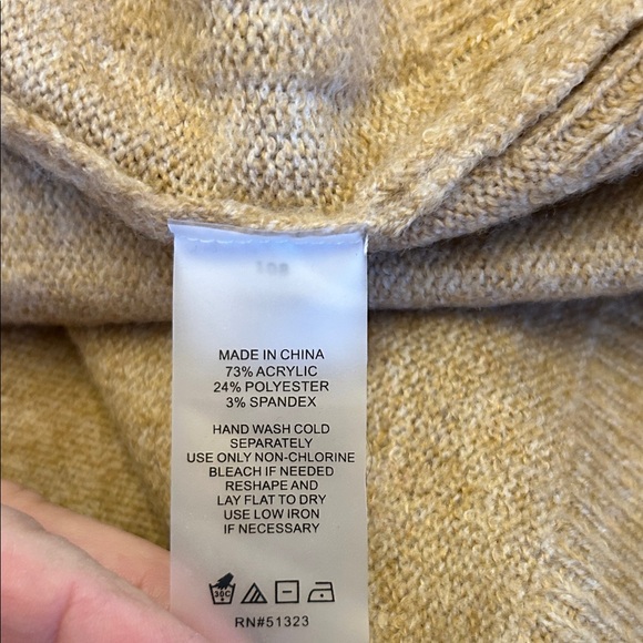 Vince Camuto Two-Tone Cream and Tan Women's Sweater Size L EUC - Picture 5 of 5